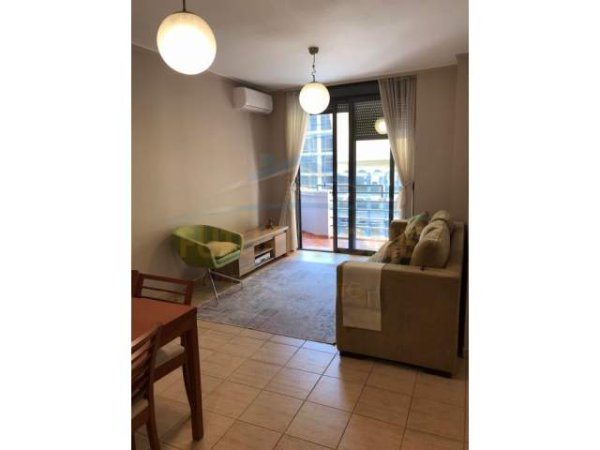 Tirane, jap me qera apartament 2+1+A+BLK Kati 5, 85 m² 500 Euro (Faik Konica)