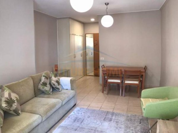 Tirane, jap me qera apartament 2+1+A+BLK Kati 5, 85 m² 500 Euro (Faik Konica)