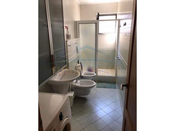 Tirane, jap me qera apartament 2+1+A+BLK Kati 5, 85 m² 500 Euro (Faik Konica)