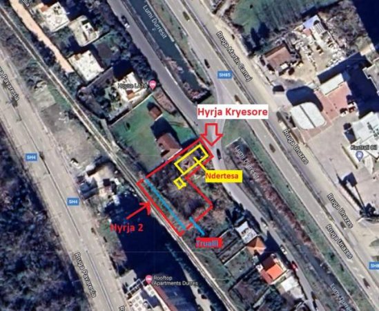 Durres, shes truall ne bregdet 700 m² 200.000 Euro (ura e plepave)