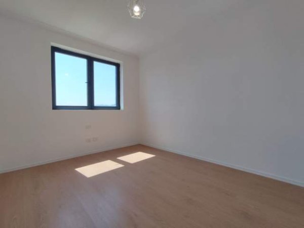Tirane, jepet me qera apartament 2+1 Kati 9, 87 m² 350 Euro