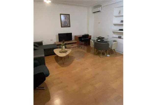 Tirane, shitet apartament 2+1+BLK Kati 2, 90 m² 189.000 Euro (Te libri Universitar)