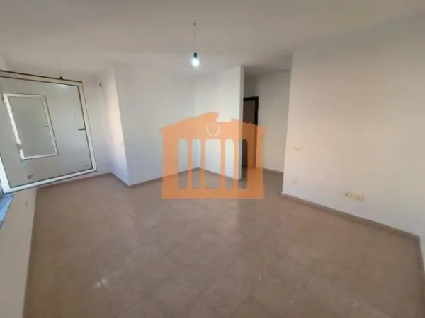 Durres, shitet apartament 2+1+BLK Kati 9, 85 m² 75.000 Euro