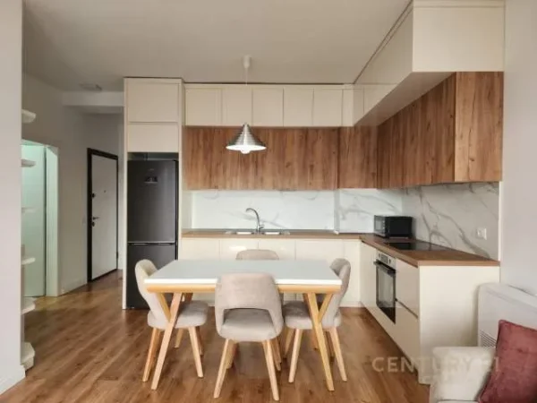 Tirane, jap me qera apartament 1+1+BLK Kati 10, 70 m² 800 Euro (Komuna e Parisit)