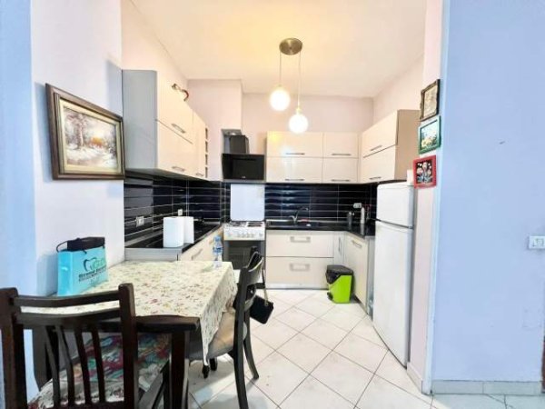 Tirane, shitet apartament 2+1+A+BLK 120 m² 135.000 Euro (ULET CMIMI!!! LIQENI I THATE, Bar Queen)