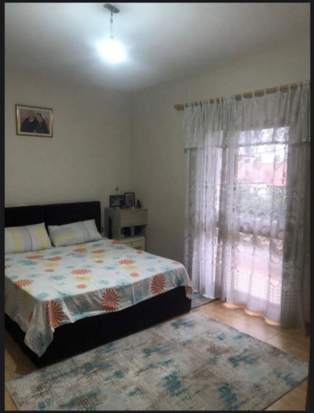 Tirane, shitet shtepi 2 Katshe Kati 2, 207 m² 180.000 Euro (Rruga 5 Maji)