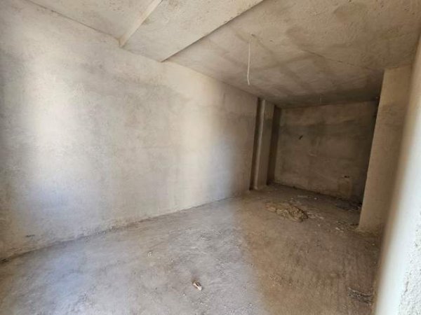 Golem, shitet apartament 1+1 Kati 4, 58 m² 49.000 Euro (Rruga Bulevardi i Pishave)