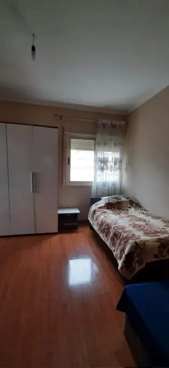 Tirane, jepet me qera apartament 102 m² 45.000 Leke (Fresk)