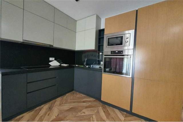Tirane, shitet apartament 2+1+A+BLK Kati 3, 95 m² 195.000 Euro (Hamdi Garunja)