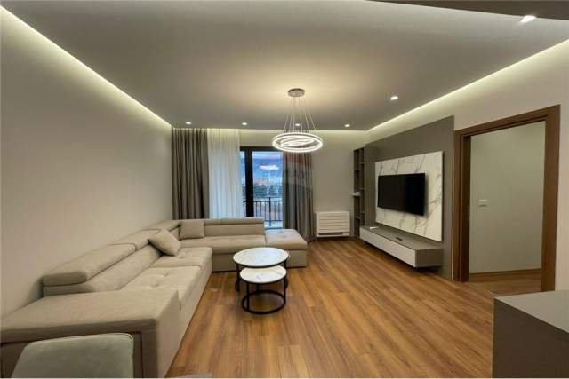 Tirane, jepet me qera apartament 2+1 Kati 9, 108 m² 750 Euro (Rruga e Dibres)