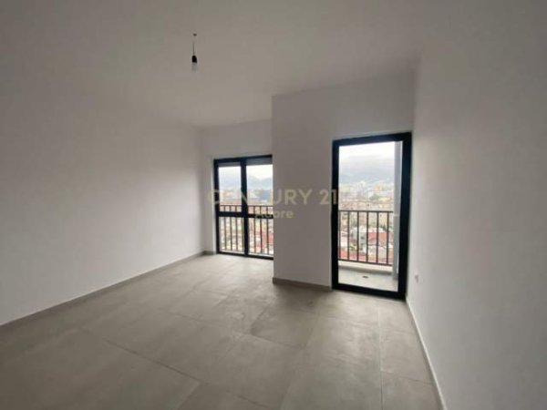 Tirane, shitet apartament 2+1+BLK Kati 8, 83 m² 191.100 Euro (Rr.Dibres)