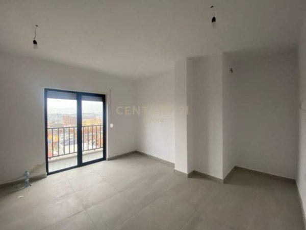 Tirane, shitet apartament 2+1+BLK Kati 8, 83 m² 191.100 Euro (Rr.Dibres)