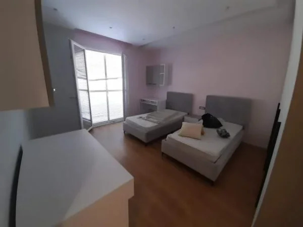 Tirane, jepet me qera apartament 2+1+BLK Kati 2, 550 Euro (5 maji)