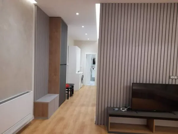 Tirane, jepet me qera apartament 2+1+BLK Kati 2, 550 Euro (5 maji)