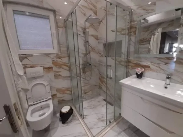 Tirane, jepet me qera apartament 2+1+BLK Kati 2, 550 Euro (5 maji)