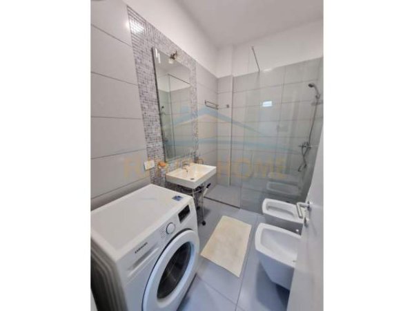 Tirane, jepet me qera apartament 2+1 Kati 3, 118 m² 800 Euro (PARK36325)