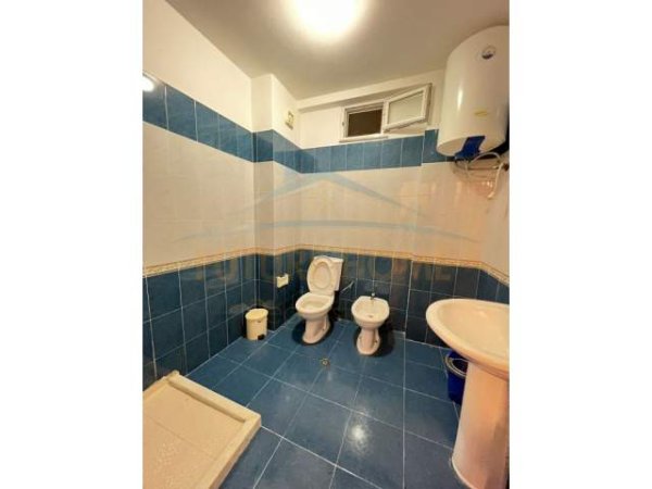 Tirane, shitet apartament 1+1 Kati 7, 78 m² 80.000 Euro (Fresku)