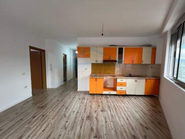 Tirane, shitet apartament 1+1 Kati 3, 71 m² 82.000 Euro (Rruga Besim Alla)