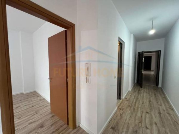 Tirane, shitet apartament 1+1 Kati 3, 71 m² 82.000 Euro (Rruga Besim Alla)