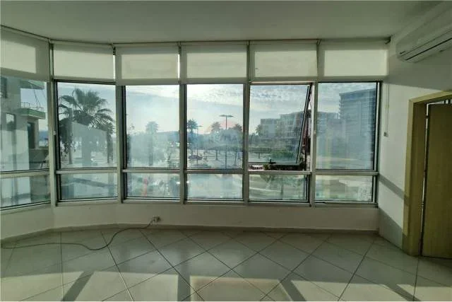 Vlore, shes ambjent biznesi Kati 2, 115 m² 2.200 Euro/m2 (Vlore)