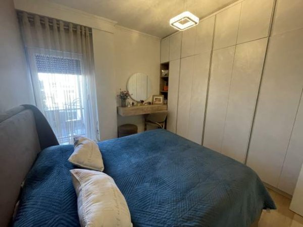 Tirane, shitet apartament 2+1+A Kati 2, 91 m² 250.000 Euro (Rruga Panorama)