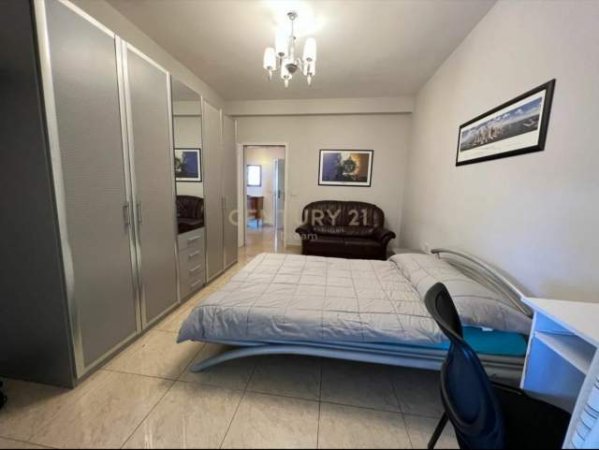 Tirane, jepet me qera apartament 3+1 Kati 6, 137 m² 1.000 Euro (Rruga Brigada VIII , Tirane)