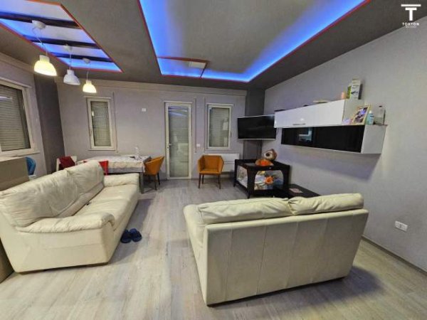 Tirane, shes apartament 3+1 Kati 6, 140 m² 200.000 Euro (FUSHA E AVIACIONIT)