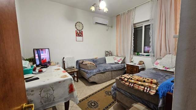 Tirane, shes apartament 1+1 Kati 3, 53 m² 87.000 Euro (rruga e elbasanit)