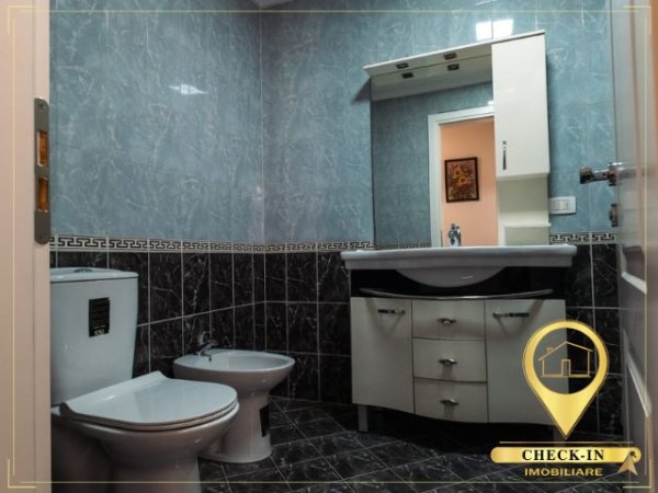 Tirane, jepet me qera apartament 2+1+A+BLK Kati 4, 98 m² 800 Euro (Komuna e Parisit)
