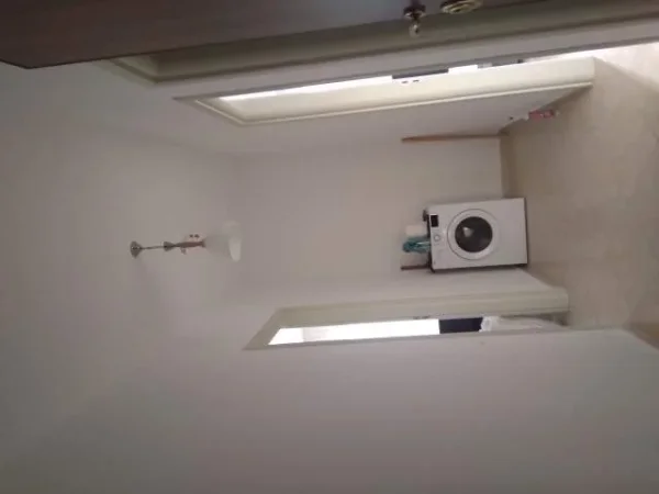 Tirane, jepet me qera apartament 2+1+BLK Kati 5, 98 m² 40.000 Leke