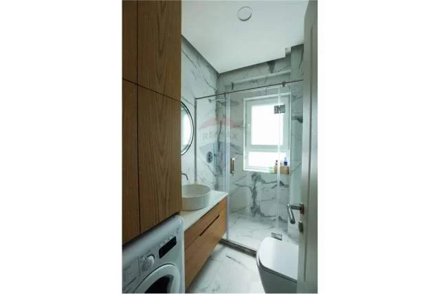 Tirane, jepet me qera apartament Kati 6, 82 m² 600 Euro (Bulevardi Gjergj Fishta)