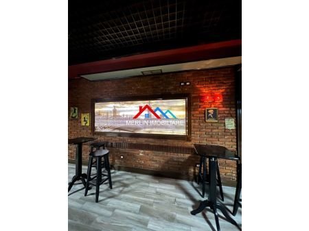 OKAZION : JEPET ME QERA BAR-KAFE NE BULEVARDIN ZOGU 1 NE  PARE BUZE RRUGES.