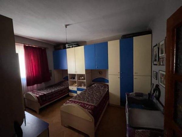 Tirane, shitet apartament 2+1+BLK Kati 5, 133 m² 150.000 Euro (pandi dardha)