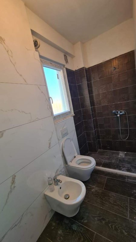 Tirane, shitet apartament 1+1+BLK Kati 4, 79 m² 150.000 Euro (rruga Qemal Stafa)