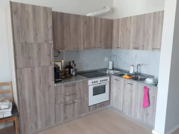 Tirane, jepet me qera apartament 2+1+BLK Kati 7, 84 m² 60.000 Leke (anasta kullurioti)