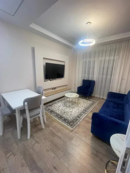 Vlore, ofert apartament 1+1+BLK 65 m² 500 Euro (Prane Raiffaisen Bank)