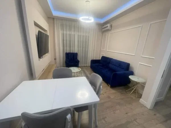 Vlore, ofert apartament 1+1+BLK 65 m² 500 Euro (Prane Raiffaisen Bank)