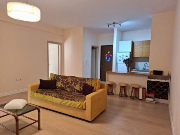 Tirane, jepet me qera apartament Kati 6, 77 m² 440 Euro (Yzberisht)