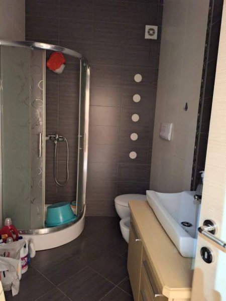 Tirane, jepet me qera apartament Kati 6, 77 m² 440 Euro (Yzberisht)