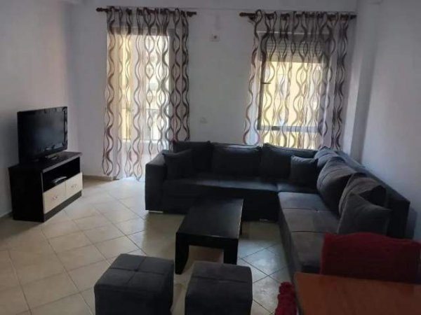 Tirane, jepet me qera apartament 2+1+BLK Kati 3, 85 m² 40.000 Leke (rruga e kavajes , rruga stavri themeli)