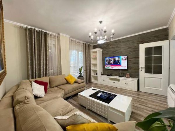 Tirane, jepet me qera apartament Kati 3, 90 m² 700 Euro (LIQENI I THATE)