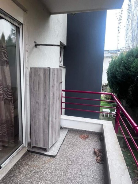 Tirane, jepet me qera Kati 2, 60 m² 35.000 Leke (Liqeni i Thate)