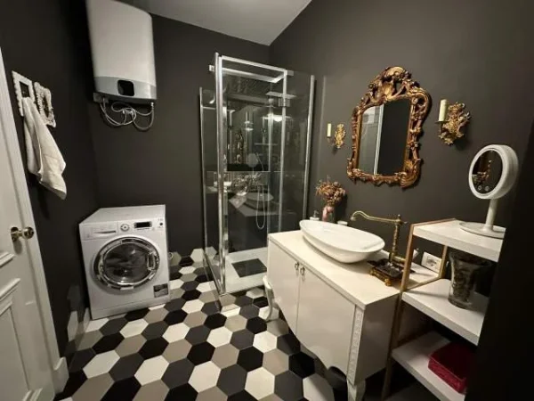 Tirane, jepet me qera 2+1+2 102 m² 900 Euro (Kodra e Diellit)