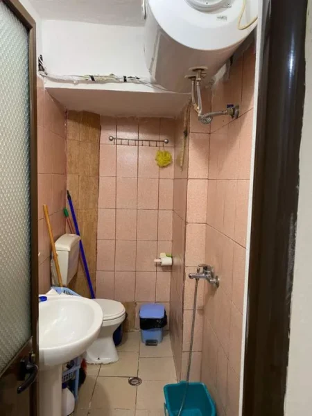 Tirane, jepet me qera apartament 1+1+A Kati 3, 49 m² 350 Euro
