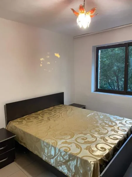 Tirane, jepet me qera apartament 1+1+A Kati 3, 49 m² 350 Euro