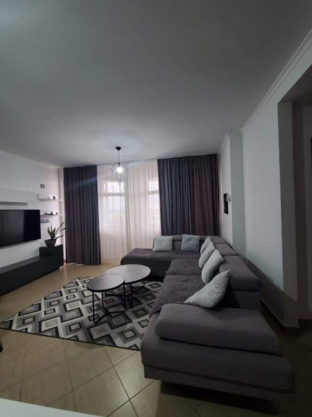 Tirane, jepet me qera apartament 2+1 Kati 4, 85 m² 350 Euro (ALF36387)