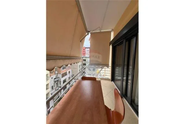 Tirane, jepet me qera apartament 1+1+BLK Kati 4, 60 m² 500 Euro