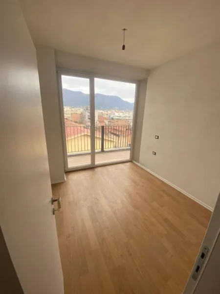 Tirane, shitet apartament 2+1+BLK Kati 5, 106 m² 158.700 Euro