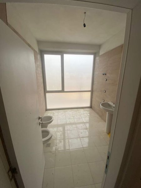 Tirane, shitet apartament 2+1+BLK Kati 5, 106 m² 158.700 Euro