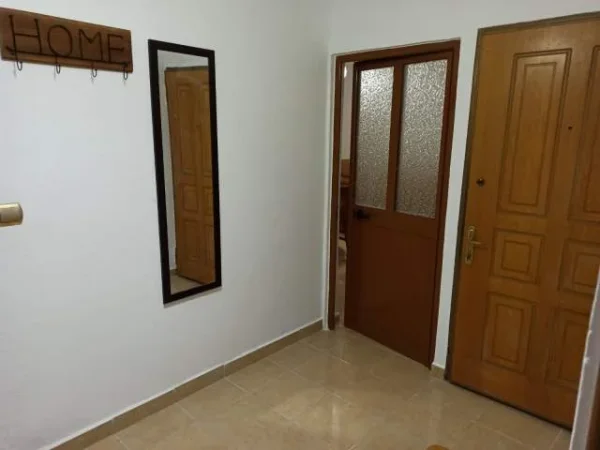 Tirane, jepet me qera apartament 1+1+BLK Kati 1, 60 m² 250 Euro (herman gmeiner)